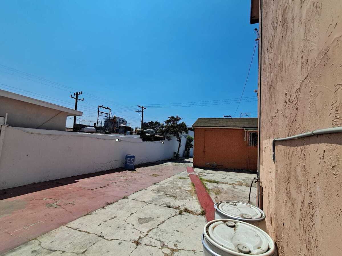 Gabilondo, Tijuana