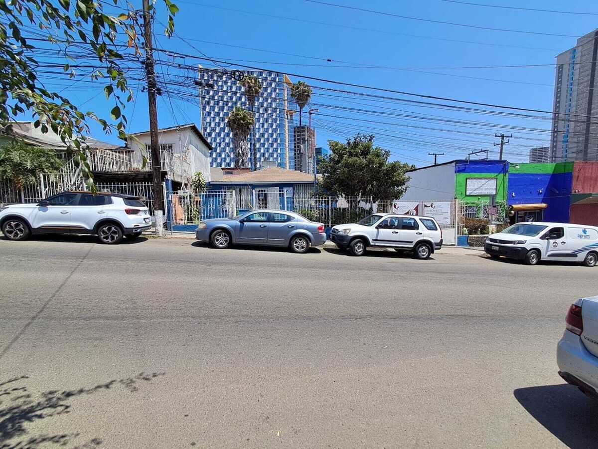 Gabilondo, Tijuana