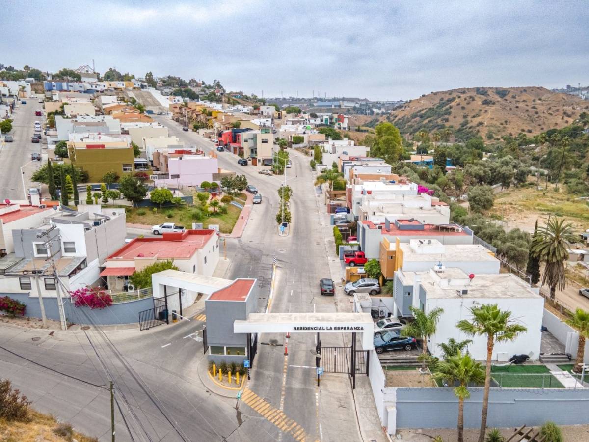 La Esperanza, Tijuana