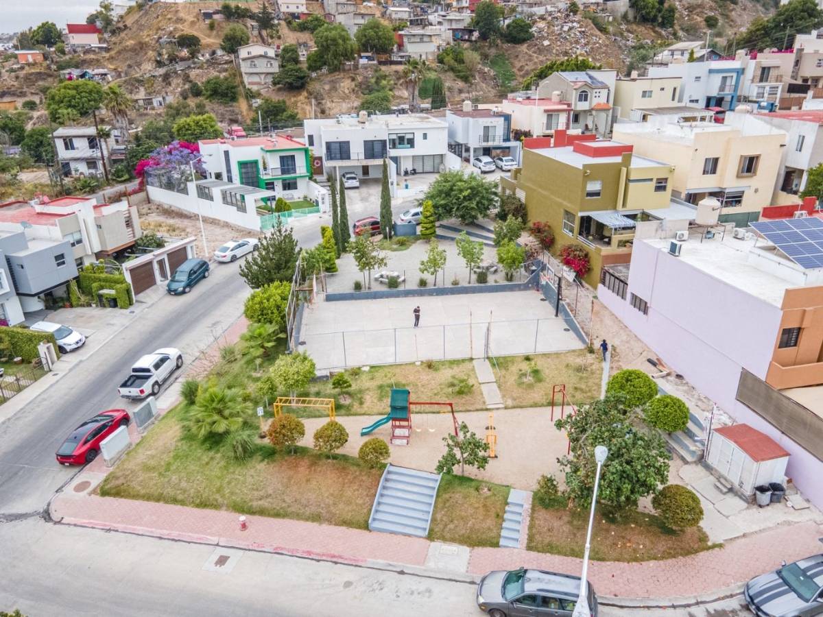 La Esperanza, Tijuana