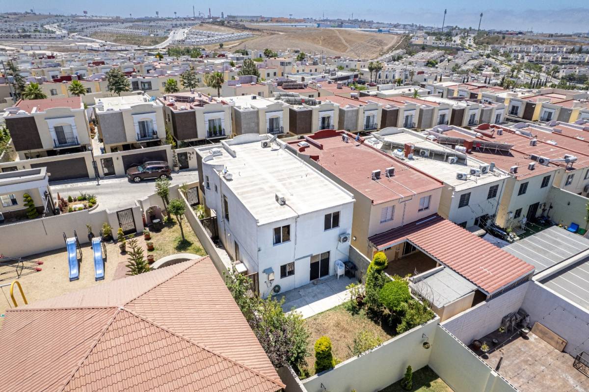 Verona, Tijuana