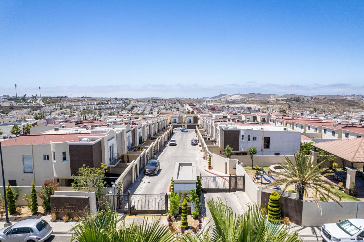 Verona, Tijuana