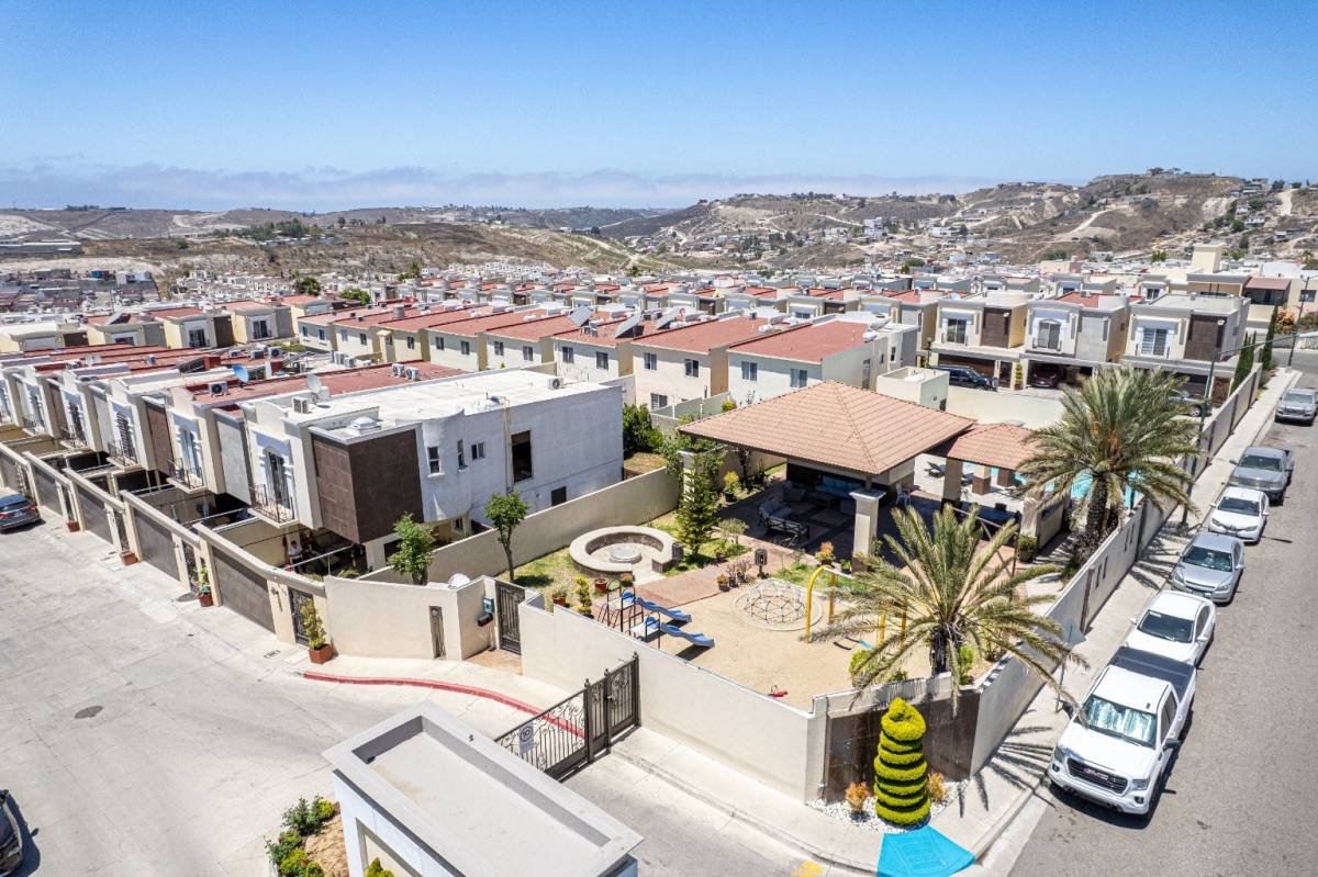 Verona, Tijuana