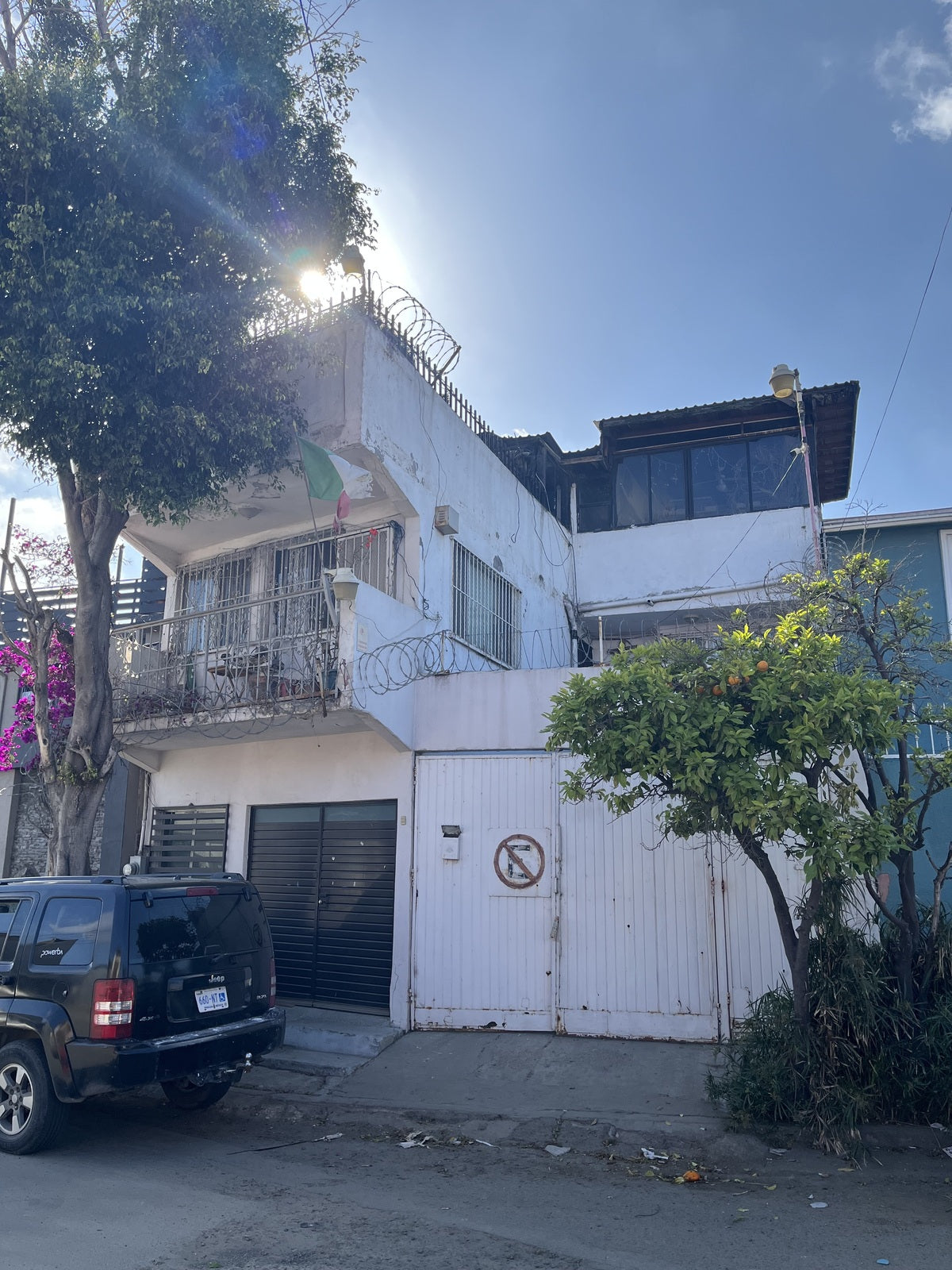 70-76, Tijuana