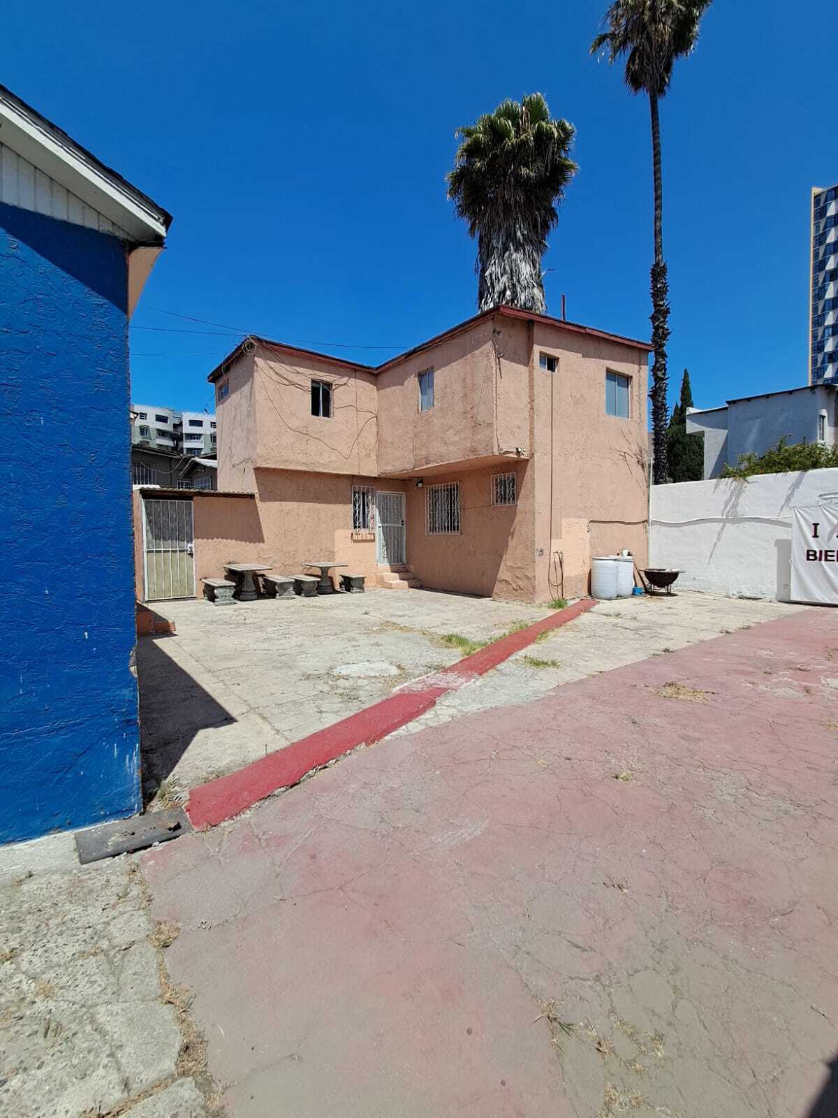 Gabilondo, Tijuana