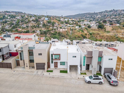 La Esperanza, Tijuana